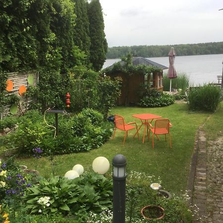 Zeuthen Ferienwohnung Am See, Stadtgrenze Berlin エクステリア 写真